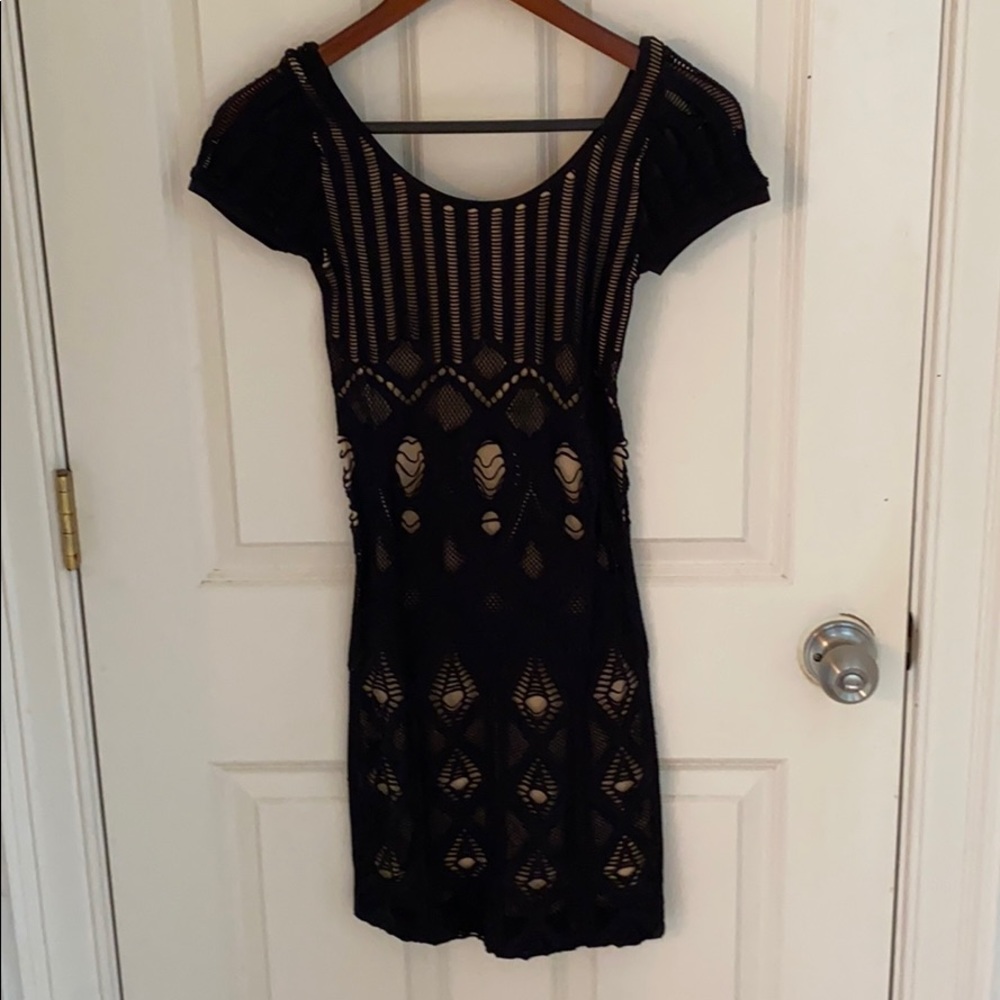 Bebe short-sleeve bodycon dress